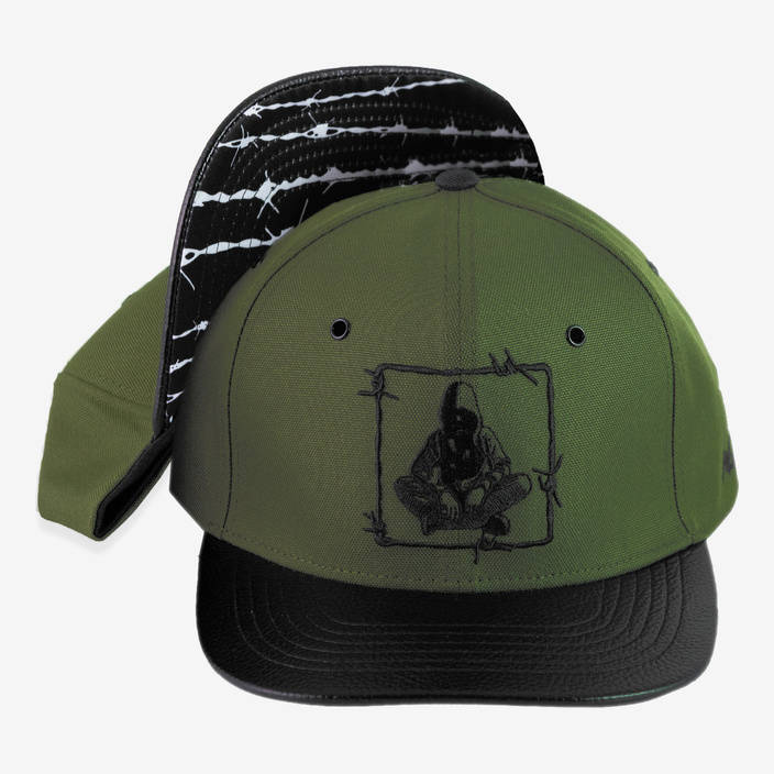 Nebelkind Barbed Wire Snapback in olive green