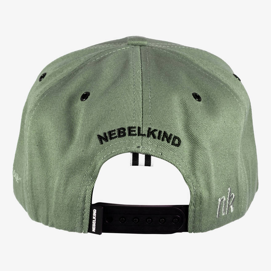 Nebelkind Iconic Snapback in olive green